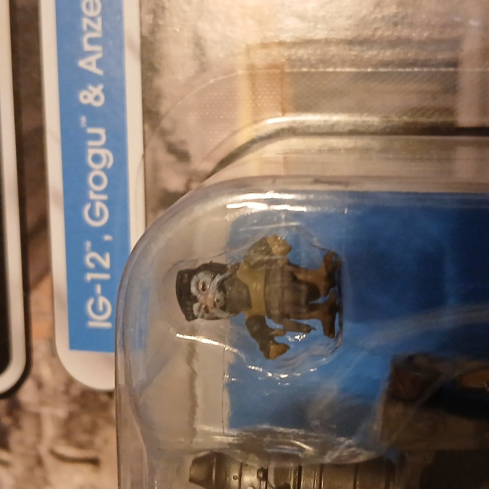Star Wars IG-12 Action Figure Kenner With Grogu And Anzellan. From MANDALORIAN - Picture 4 of 9